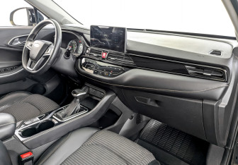 Подержанный автомобиль Москвич 3 2023 года (11 фото)