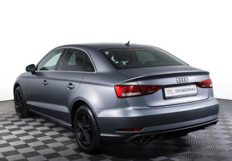 Подержанный автомобиль Audi A3 Sedan 2020 года (7 фото)