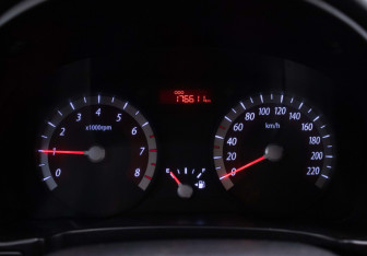 Подержанный автомобиль Kia Rio Hatchback 2010 года (12 фото)