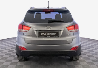 Подержанный автомобиль Hyundai ix35 2013 года (6 фото)