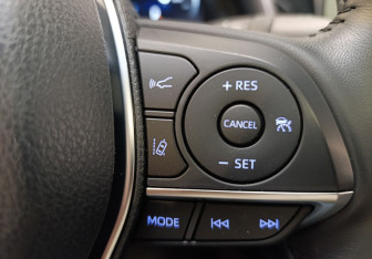 Подержанный автомобиль Toyota Camry Sedan 2022 года (21 фото)