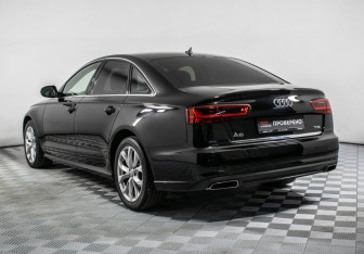 Подержанный автомобиль Audi A6 Sedan 2015 года (7 фото)