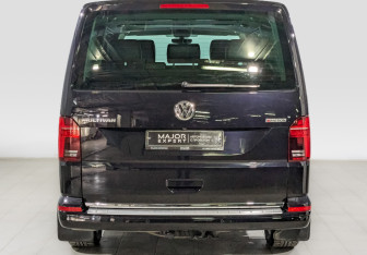 Подержанный автомобиль Volkswagen Multivan 2021 года (6 фото)