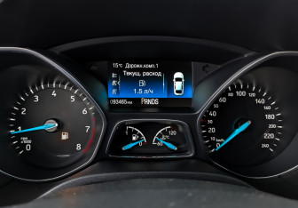 Подержанный автомобиль Ford Focus Wagon 2018 года (16 фото)