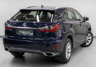 Подержанный автомобиль Lexus RX 2017 года (5 фото)