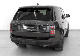 Подержанный автомобиль Land Rover Range Rover 2020 года (5 фото)