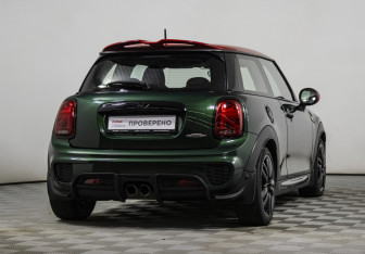 Подержанный автомобиль MINI Hatch 2018 года (5 фото)