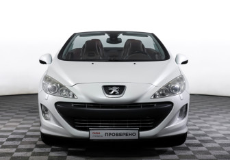 Подержанный автомобиль Peugeot 308 Convertible 2009 года (2 фото)