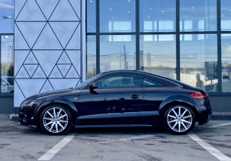 Подержанный автомобиль Audi TT Coupe 2012 года (8 фото)