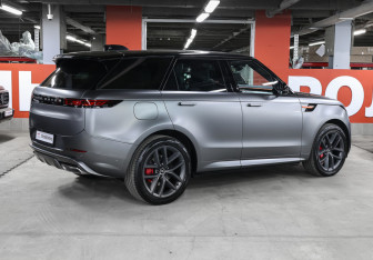 Подержанный автомобиль Land Rover Range Rover Sport 2024 года (5 фото)