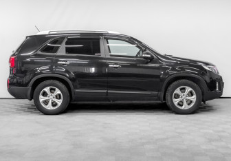Подержанный автомобиль Kia Sorento 2020 года (5 фото)