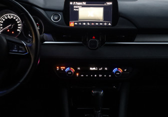 Подержанный автомобиль Mazda 6 Sedan 2022 года (12 фото)