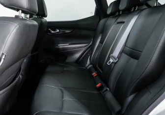 Подержанный автомобиль Nissan Qashqai 2017 года (16 фото)