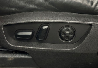Подержанный автомобиль Audi Q7 2007 года (19 фото)