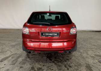 Подержанный автомобиль Mazda CX-7 2008 года (5 фото)