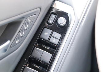 Новый Toyota Land Cruiser Suv 2025 (25 фото)