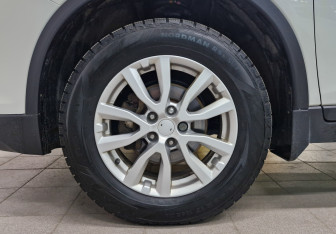 Подержанный автомобиль Nissan X-Trail 2021 года (12 фото)