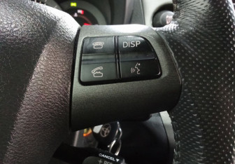 Подержанный автомобиль Toyota RAV4 2010 года (14 фото)