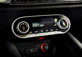 Подержанный автомобиль Evolute i-JOY 2023 года (26 фото)