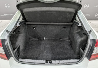 Подержанный автомобиль Skoda Rapid Liftback 2019 года (10 фото)