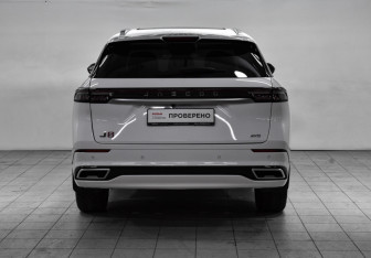 Подержанный автомобиль Jaecoo J8 2024 года (6 фото)