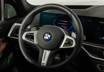 Новый BMW X7 2025 (15 фото)