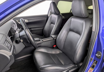 Подержанный автомобиль Lexus CT 2013 года (20 фото)