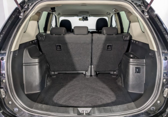 Подержанный автомобиль Mitsubishi Outlander 2018 года (10 фото)