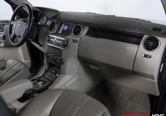 Подержанный автомобиль Land Rover Discovery 2012 года (9 фото)