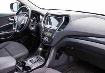 Подержанный автомобиль Hyundai Santa Fe 2013 года (10 фото)