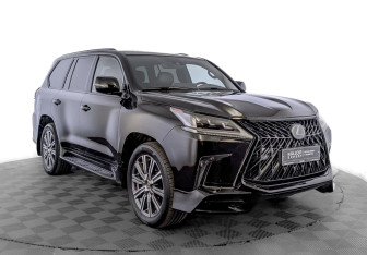 Подержанный автомобиль Lexus LX 2016 года (3 фото)