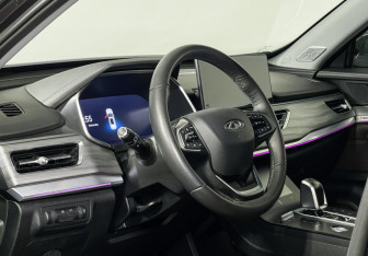 Подержанный автомобиль Chery Tiggo 8 Pro 2023 года (13 фото)