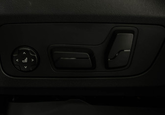 Подержанный автомобиль BMW X1 2025 года (17 фото)