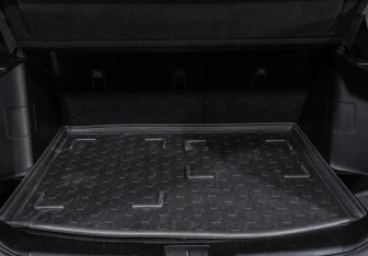 Подержанный автомобиль Suzuki SX4 Hatchback 2014 года (15 фото)