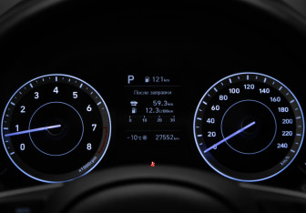 Подержанный автомобиль Hyundai Creta 2022 года (11 фото)