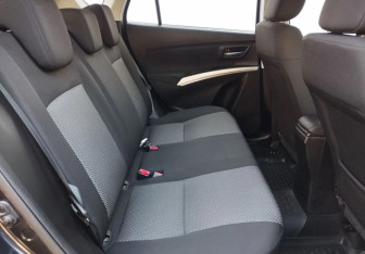 Подержанный автомобиль Suzuki SX4 Hatchback 2014 года (11 фото)