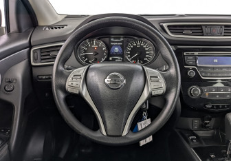 Подержанный автомобиль Nissan Qashqai 2018 года (21 фото)