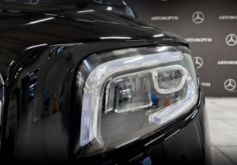 Подержанный автомобиль Mercedes-Benz GLB 2020 года (17 фото)