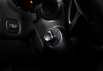 Подержанный автомобиль Infiniti FX 2011 года (16 фото)