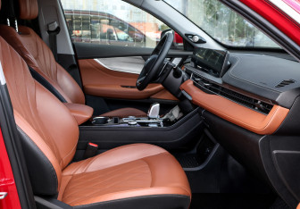 Подержанный автомобиль Chery Tiggo 8 Pro Max 2022 года (11 фото)