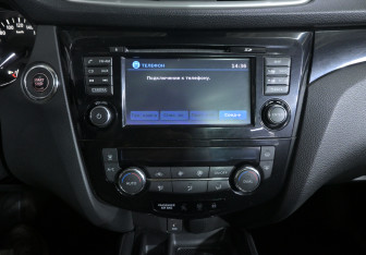 Подержанный автомобиль Nissan Qashqai 2014 года (14 фото)