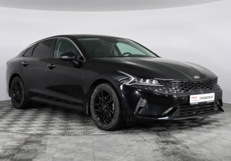 Подержанный автомобиль Kia K5 2021 года (2 фото)