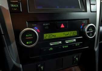 Подержанный автомобиль Toyota Camry Sedan 2014 года (20 фото)