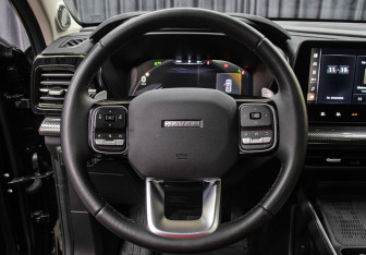 Подержанный автомобиль Haval H3 2024 года (16 фото)