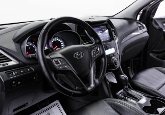 Подержанный автомобиль Hyundai Santa Fe 2014 года (11 фото)