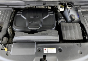 Подержанный автомобиль Geely Coolray 2022 года (9 фото)