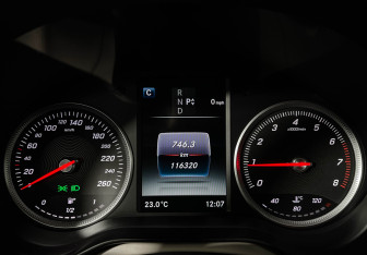Подержанный автомобиль Mercedes-Benz GLC Coupe 2018 года (11 фото)