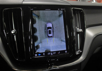 Подержанный автомобиль Volvo XC60 2021 года (19 фото)