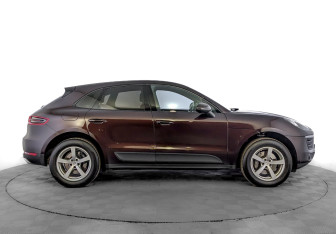 Подержанный автомобиль Porsche Macan 2017 года (4 фото)