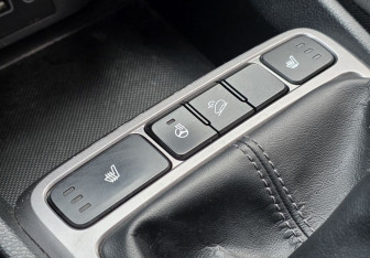 Подержанный автомобиль Hyundai Creta 2017 года (16 фото)